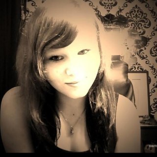 ♥ - AngeliqueIsDeLiefste ♥ - I may be strange for you in this world, but there's a world where I would be perfectly 'normal'.