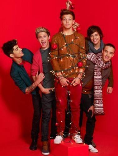 Send a pic and a # number we'll ship you with one of the boys & send a song. We follow back Heather - @POKADOTzPANTS Sammy - @pebbles8_20_94
Ryian - @ryianfarr