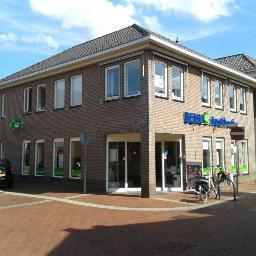 Op betrokken wijze klanten voorzien van geneesmiddelen, gezondheidsproducten, informatie en ondersteuning op een manier die het beste bij hen past