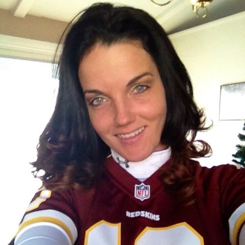 SkinslovalindS's profile picture. take a look and you can tell that im destined for greatness.