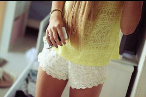 Imperfecta de la cabeza a los pies.