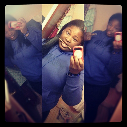 凸(¬_¬)凸 Fuck A Bio o_0 Follow Me Or GTFOff My Shit, @ Me For A FollowBck Kik DejFnDaddy & FMOI: @DejFndaddy #TwoPhreshh Til The Death Of Me K, bye : ) ♥