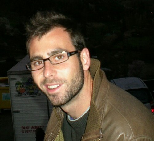 Proud Londoner. Content Manager. #Hootsuite Ambassador. I mostly exist online. http://t.co/toNvaCUgXk