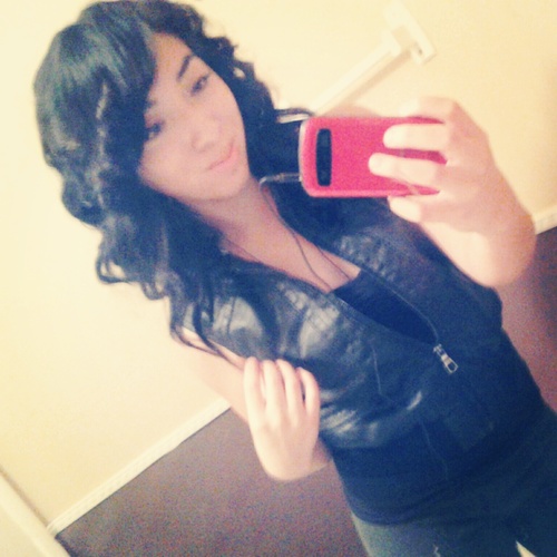 Follow me & I'll follow you back c: