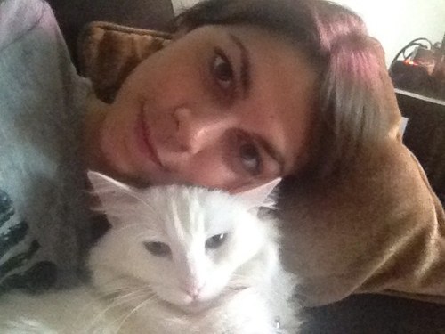 Cris_adhara's profile picture. Being...