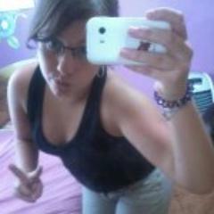 - irmã , maninha , gêmula , chata & mamãe  ♥  Segue ?
