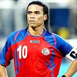 Twitter Oficial Walter Centeno. Mundialista con la selección de Costa Rica en Corea y Japón 2002 y Alemania 2006, mundialista a nivel de clubes en Japón 2005.