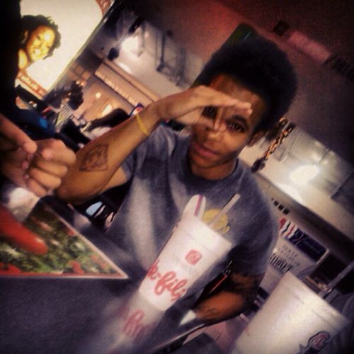 •ILLUMANTIGANG △       

•GANGSTA's MOVE IN SILENCE ION DO TO MUCH TALKING. 

• #SKEEMTEAM #COKEBOYS