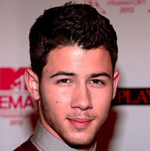 God and the Jonas Brothers make me smile :) I stay for Nick, I slay dragons with Joe, and keep Kevin company in the corner