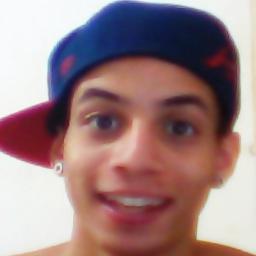 Vingativo, emotivo, sensível, amável, incompreensível, é esse sou eu.. Gostou ? pegaeu. (6' Não gostou ? foda-se *-*