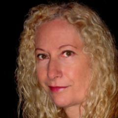 Singer Songwriter Auckland New Zealand. Listen to and download 'Entangled' at https://t.co/ur72ZpYjA3