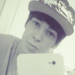 • Paraa que ser Igual a todoos ' • Se temos a opção de ser Diferentes.