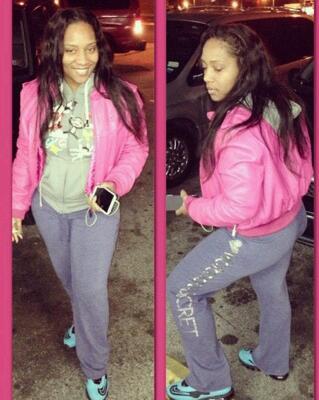 tia_tb's profile picture. 