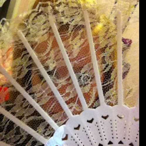 popstar537's profile picture. if i had more real friends i would treat the like they were blood