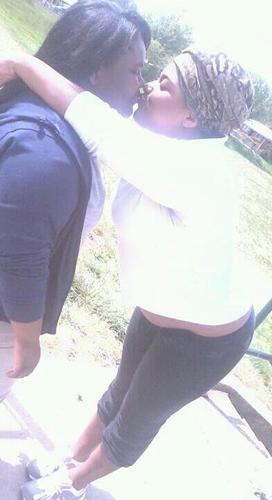 KrissyLoves_Nii's profile picture. 160 characteeerss cantttt describeee whooo iiii beeee , butttt imm frommm Garfieldd Terracee DownBottommm 11thh ST :))