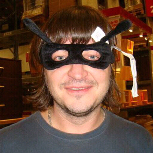 zhoot's profile picture. Sold by air.