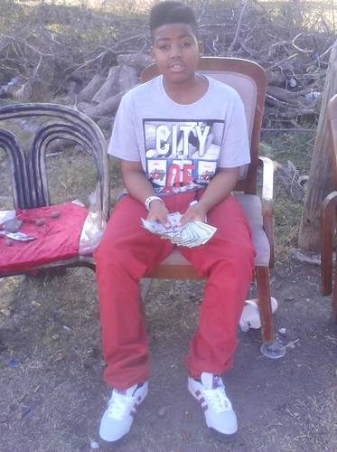 Fuck a Bio , Just a Hardy boy Out That 5thward ,Just Follower me && I Follower Back. fwm swag .get yo hoe gang