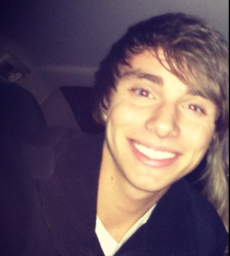 TylerrrJamesss's profile picture. 20. Texas. I have an ongoing relationship with spaghetti.