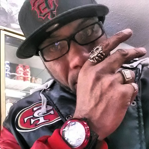 CEO OF BOOKENJO CLOTHING...CHEF..B.BALLER..website currently under construction. .
