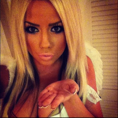 jessrose25's profile picture. people can say whatever they want about ne bc at the end of the day ima be me and live my own damn life- keeping it real since 84