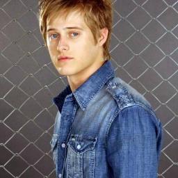 SrcMl's profile picture. 