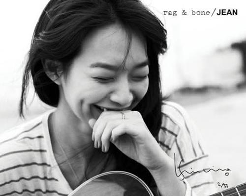 [V] CPF_RP|Roleplayer of Shin MinAh korean actress and model |84Lines| F U N |talk alowed :)
