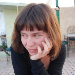 Periodista y editora. He escrito sobre cultura, sociedad, política, un dragón con alitas de pollo y unas memorias que no eran las mías. Planeo seguir haciéndolo