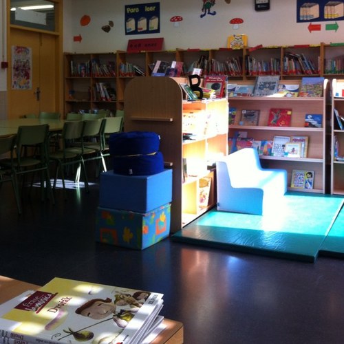 Biblioteca Escolar:  Ceip San Pedro de Visma. Conectando co mundo!
