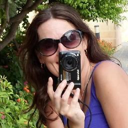 hotsanddesign's profile picture. Designer for both print and web. Joomla training & Twitter workshops. Loves dogs and content to be a bit of a nerd.