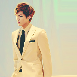 A-yo wassup! EXO-M the duizhang, Kris. Just do fantalk with me and roll like a buffalo™ [#RealParody #SMTownRP]