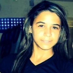 Uma  garootinha imperfeita , 3