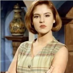 Ako si Señora Angelica Santibañez. At ang lahat ng may ayaw sa akin, ipapasunog ko kasabay ni Marimar. Ang kontrabidang magpapaligaya sa bawat araw niyo.