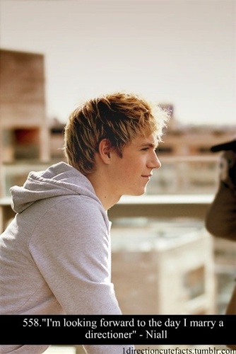 mikaelamalikxox's profile picture. 