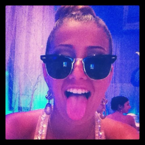 GrosNiche's profile picture. PEACE&LOVE