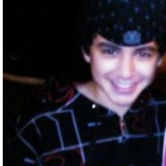 AMO O BRENDINHO DA MAMÃE, AUEHAUHA ♥.♥ / @VEGETEI_  PASSOU AQUI BJÃO