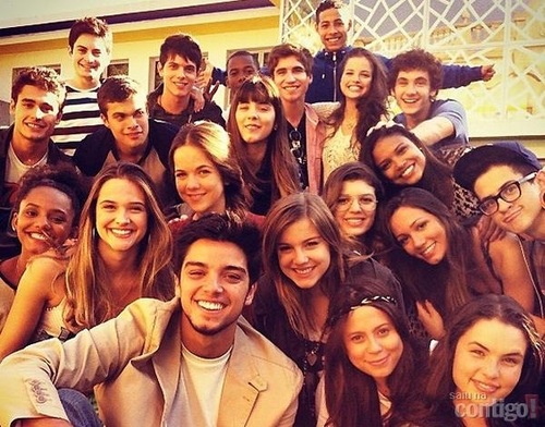 Malhação, intensa como a vida 
  Apenas um Twitter feito por uma fã de #Malhação