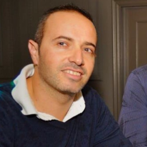 Enterpreneur, IT Consultant & Senior Software Lead. Father of two and husband who likes salsa dance !!