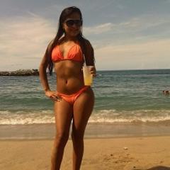 Estudiante de Comunicación social , Exitosa Trabajadora, Estudiosa, Carismática, me gusta la música el deporte, la playa el cine entre otras cosas!