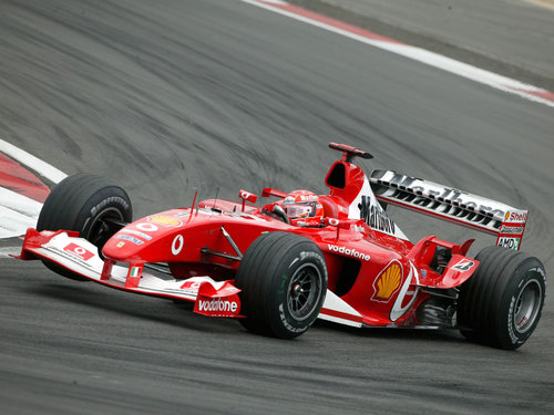 Autista Tir e Gruista, amante della formula1, del calcio e padre.