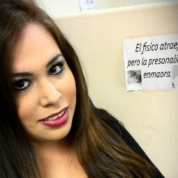 No te preocupes por las personas que se quedaron el el pasado, por una buena razón ya no forman parte de tu futuro.