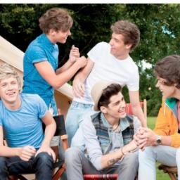My Live is One Direction // Imaginas de @NiallHoran , @HarryStyles , @ZaynMalik , @LiamPayne , @LouisTomlinson // somos @IrenitaaPulidoo y @YamiiSmile  ♥