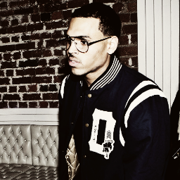 JUSTEFOLLOW's profile picture. 