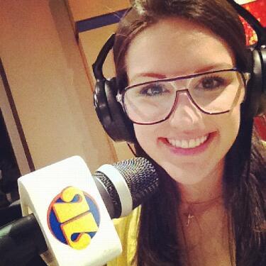 O maior FC Paulista da atriz e vlogueira Kéfera Buchmann. Curtam a nossa página no Facebook: http://t.co/iYMXJzfO