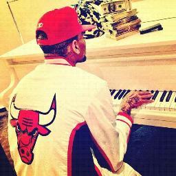 Radio destinada para fans Do Chris Brown http://t.co/FhFKEtuX