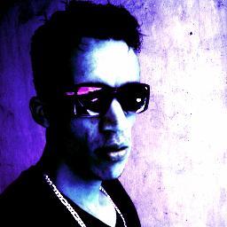 eu sou um muleksuper gente fina,,,que amo o fla,,,e nunca abandono meus followers,,,me sigam e nao se arrependam..e isso ae...