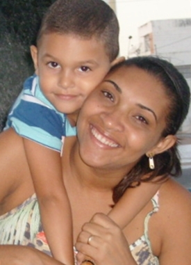 28 Anos, Mãe de Dois Anjinhos Lindos, Casada e #Feliz ... O resto é inportante sim! Mas Não é prioridade !!!