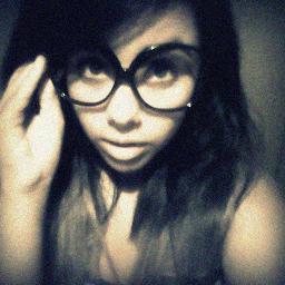 Hooje Me Sinto Tão Bem..
Não devo Nada a Ninguém,E Ninguém Me Deve Nada Também..(8)