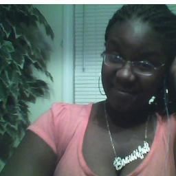 ilove hello kitty,love to sing,nice(sometimes),love church,have swagg,i love txting and tlk to people, always have a smile on my face :),#single!!!!!!
