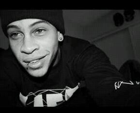 Youlove_zack's profile picture. Im zack!! Im a hooper, im single and chill af!! FOLLOW ME DOE ;)