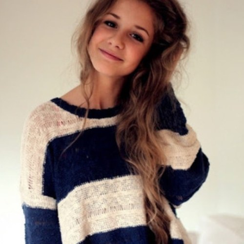 Hey there! im Delilah! (: im from London, but ive got to say, New York city is awesome. and if youre 1000 miles away... how can you see me? o.e | Krys ❤ you. :)